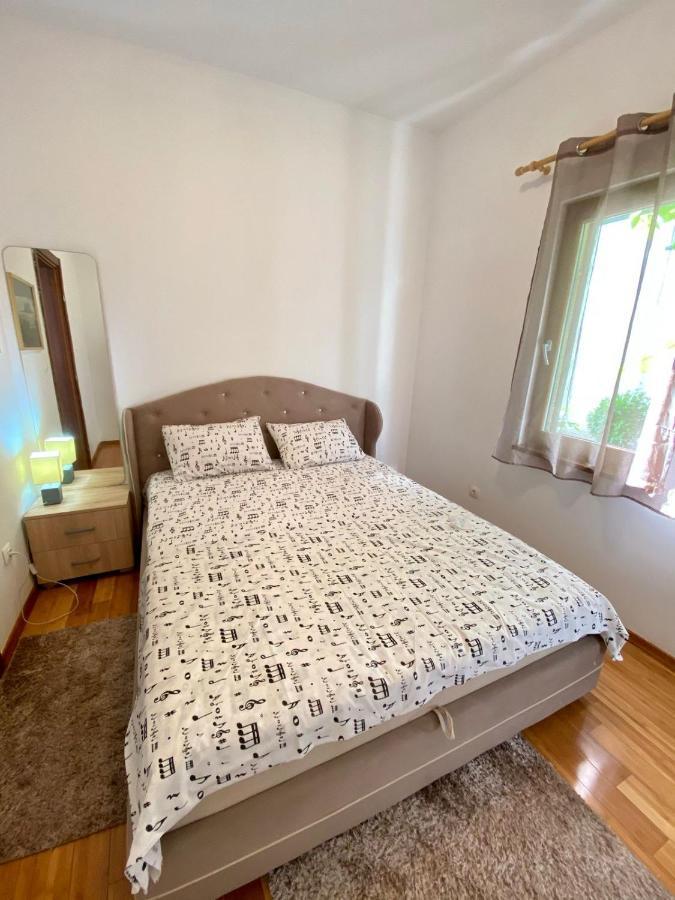Roman Garden Apartment ริซาน ภายนอก รูปภาพ