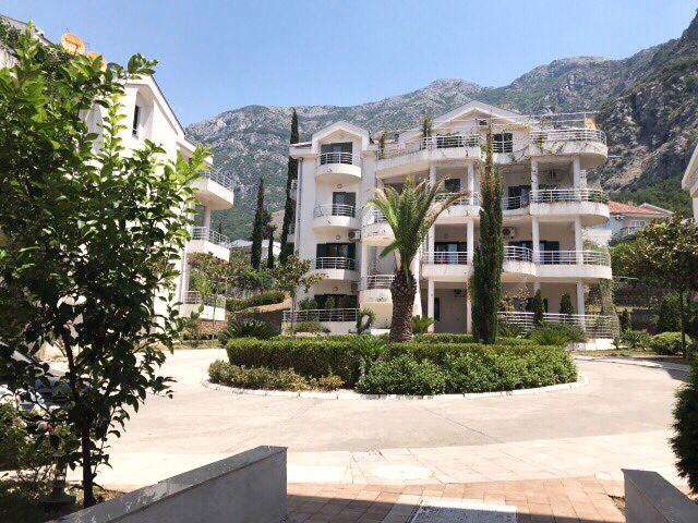 Roman Garden Apartment ริซาน ภายนอก รูปภาพ