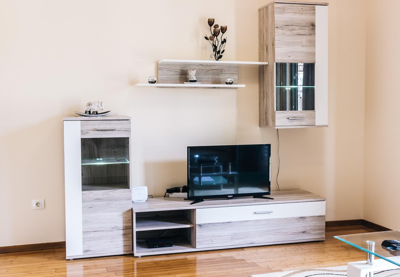 Roman Garden Apartment ริซาน ภายนอก รูปภาพ